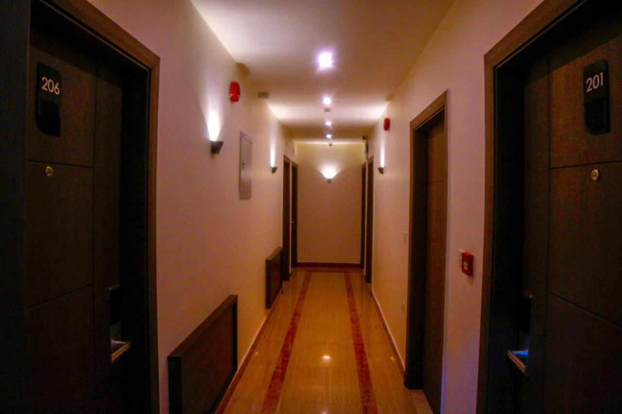 ِafnan Hotel Aqaba Exterior photo